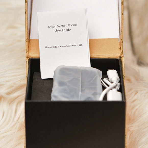 Black Android/Apple Compatible Bluetooth Watch - Picture 2 of 7